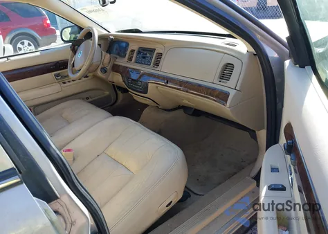 2010 Mercury Grand Marquis Ls (Fleet Only) из США, поврежденный, VIN 2MEBM7FV1AX629163